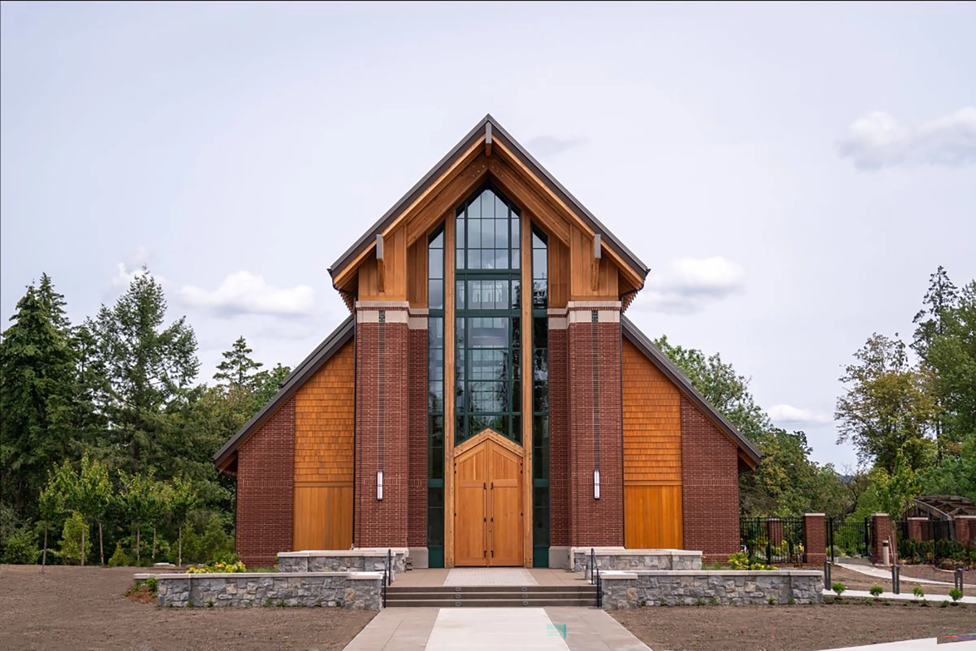 Image of George Fox University Chapel facade